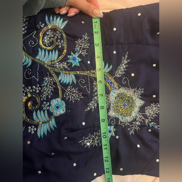 Custom made navy blue suit with heavy embroidery - Picture 2 of 3